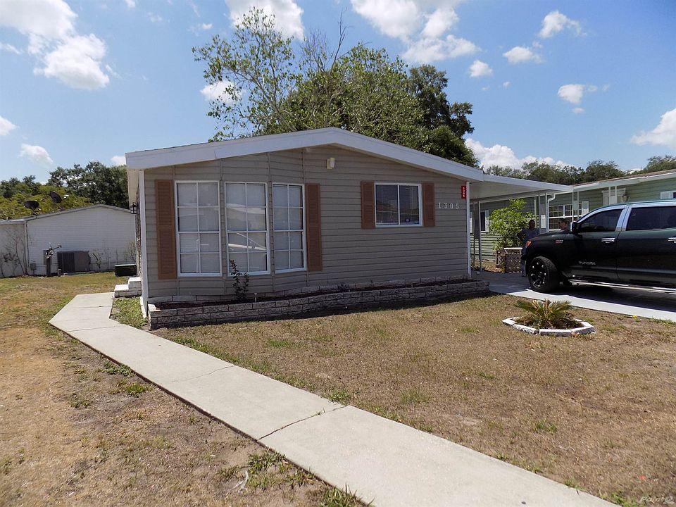 1st image of 1305 Autumn Dr