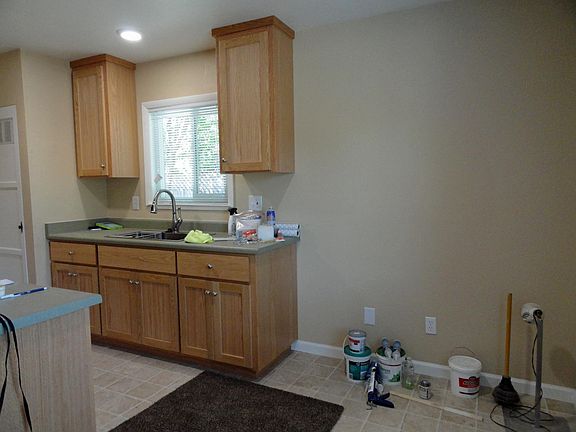 New kitchen (sorry for the mess)