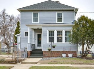 7732 17th Ave, Kenosha, WI 53143