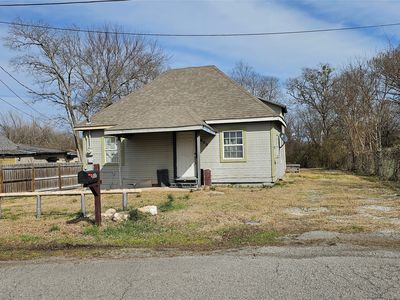 608 Oldham St, Bonham, TX, 75418