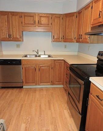 2nd image of 610 S Franklin St APT B203