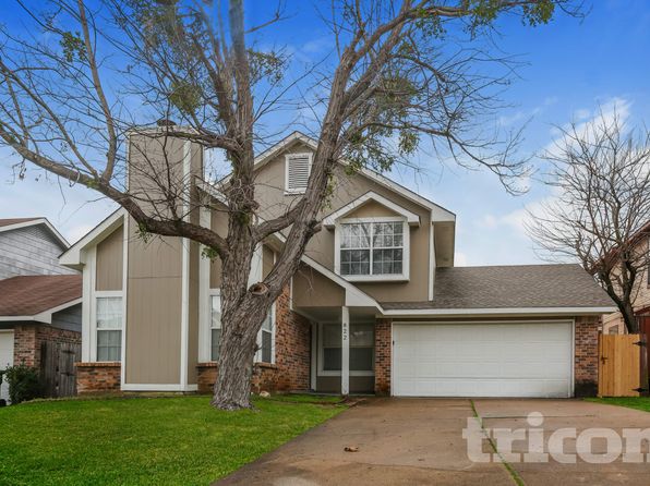 822 Foxridge Dr