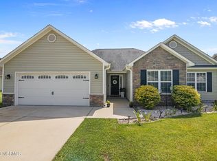 104 Apple Dr, Havelock, NC 28532