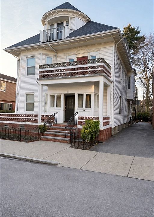 1st image of 32 Chester St