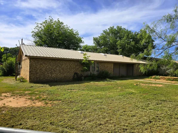 324 Briarwood Dr, Bronte, TX 76933