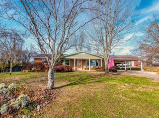 608 Old Florence Pulaski Rd, Leoma, TN 38468