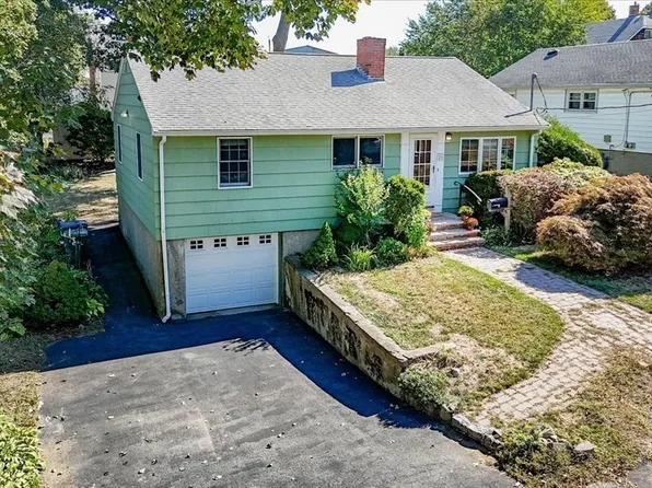 26 Campbell St, Lynn, MA 01904