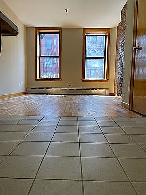 2nd image of 409 W 39th St APT 4b