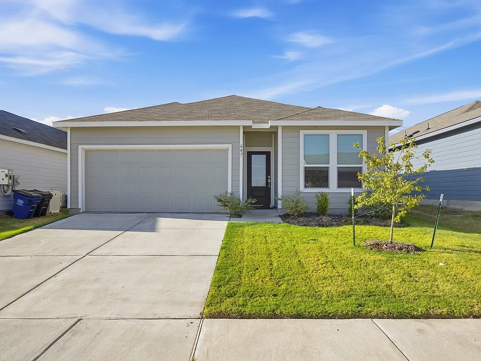 647 Fisher Ln