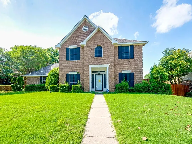 305 Indian Trail Ln — Photo 23
