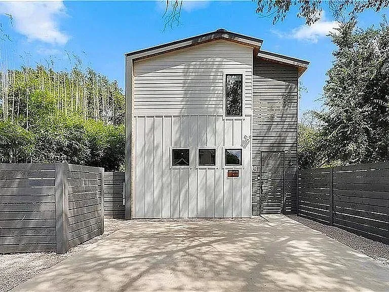 4601 Kitty Ave #B — Photo 14
