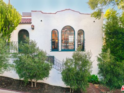 1721 Sanborn Ave, Los Angeles, CA, 90027