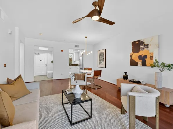 1390 Saddle Rack St APT 236, San Jose, CA 95126