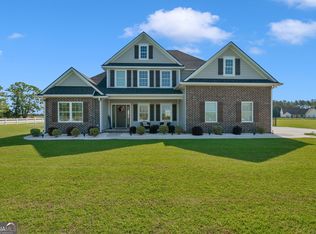 1502 Plantation Cir, Blackshear, GA 31516