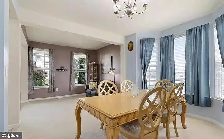 10 Manorwood Dr — Photo 6