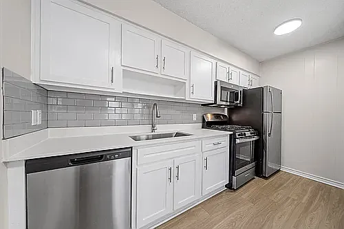 Pease Parkside Apartments — Photo 32