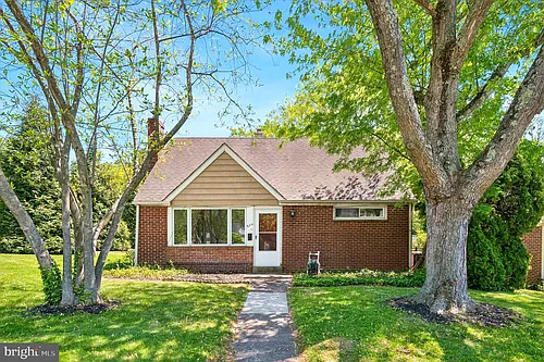 624 Cresson Ln Photo 1