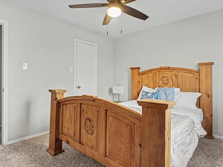 9039 Serena Ln — Photo 24
