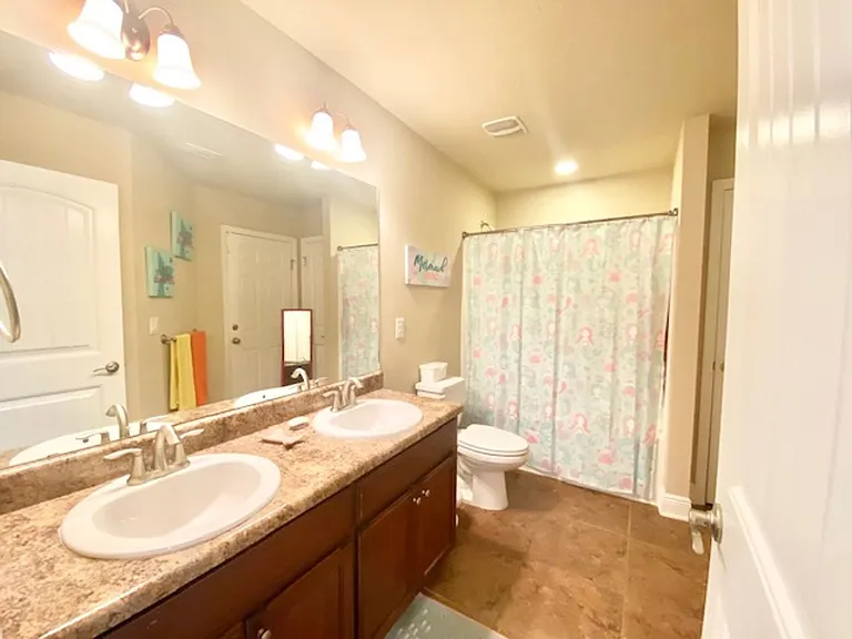 6040 Trestle St — Photo 9