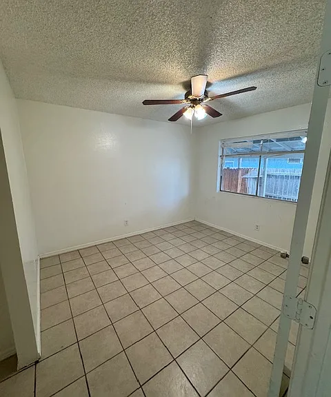 21130 Santa Barbara Dr #4 — Photo 17