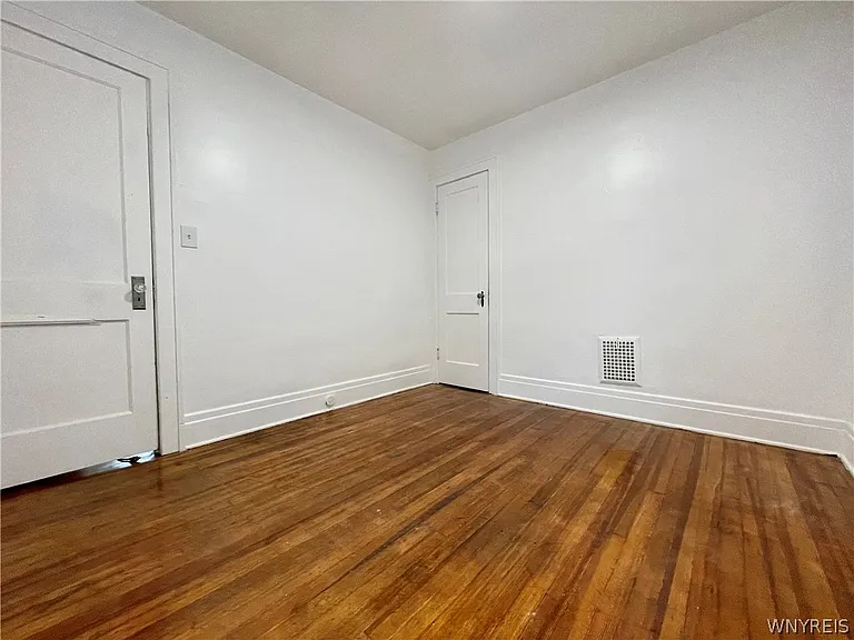 434 23rd St #UPPER — Photo 28