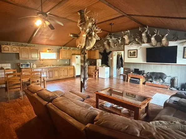 3475 Dixon Run Rd, Thurman, OH 45685