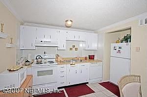 1st image of 2646 Sunrise Village Dr #B