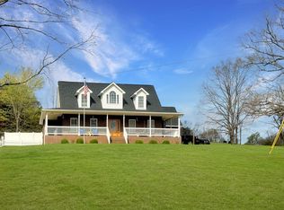 3989 Cadiz Rd, Bumpus Mills, TN 37028