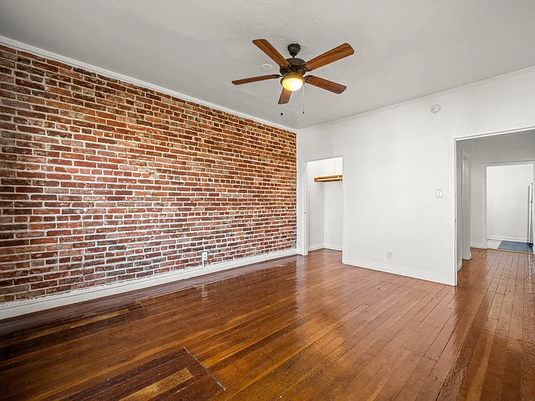 1516 N Hobart Blvd — Photo 32