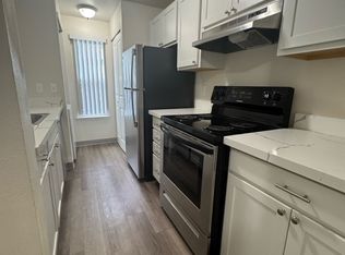 263 Weatherstone Ln NE #R301, Bremerton, WA 98311