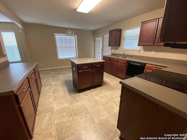 7811 Fort Allen — Photo 13