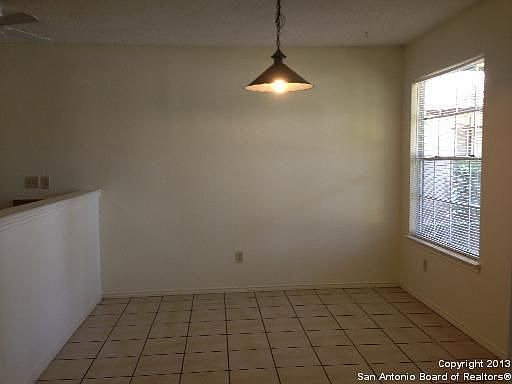 5th image of 10103 Galesburg