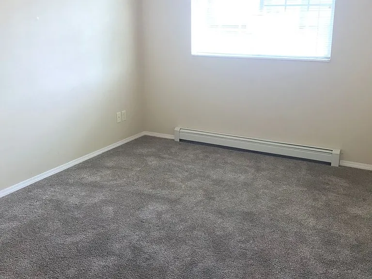 1306 W Babcock St #D — Photo 22