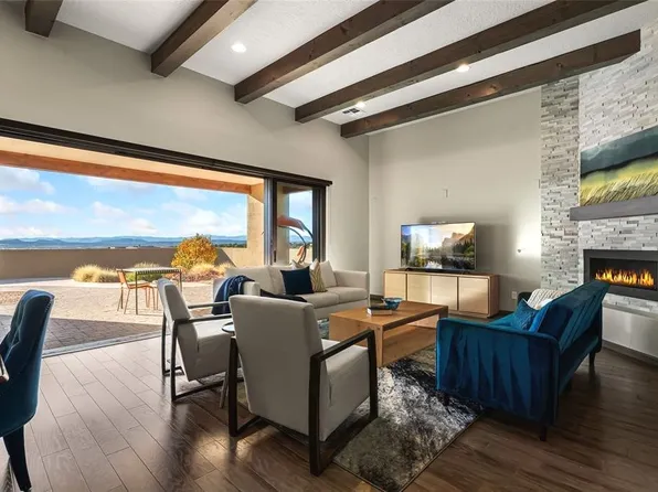 65 Paseo Las Terrazas, Santa Fe, NM 87506