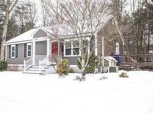 11 Juniper Ln, Taunton, MA 02780