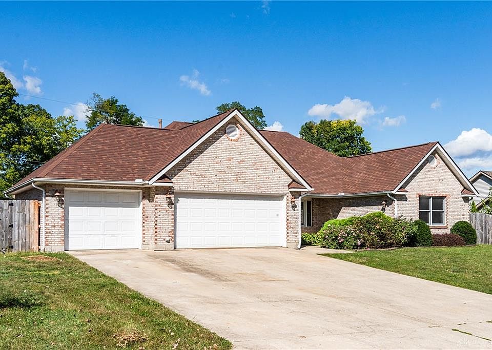 1st image of 5647 Rowena Dr