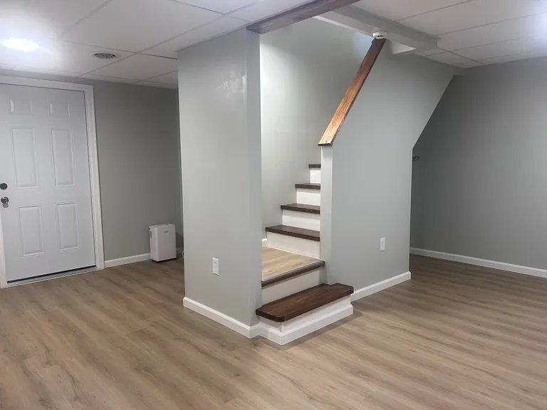 1517 Highpoint Ave — Photo 12