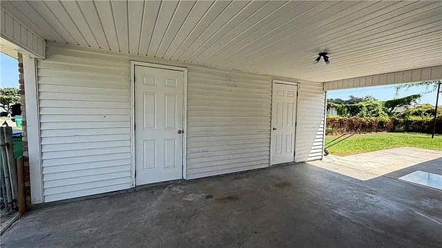 3 bed, 1.5 bath, 1014 sqft, $1,500 — Photo 3