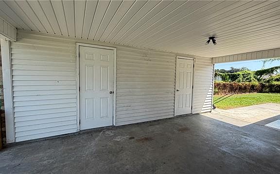 3rd image of 2109 1st St