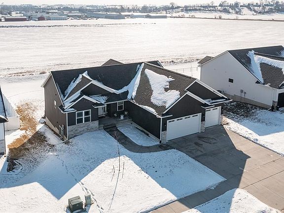 2nd image of 501 Heartland St