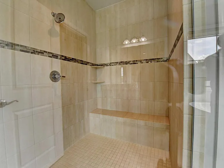 42055 Darlene Pl — Photo 38