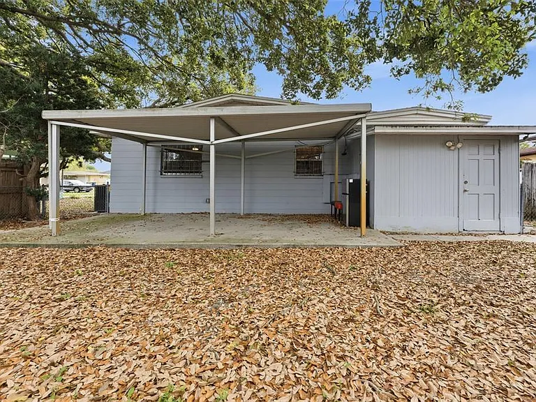 2711 W Heiter St — Photo 31