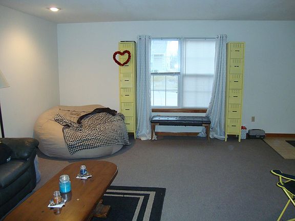 3rd image of 2501 Northampton Dr