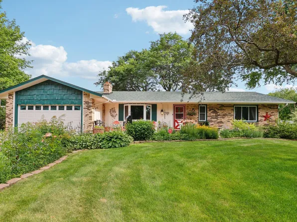 18025 28th Ave N, Plymouth, MN 55447