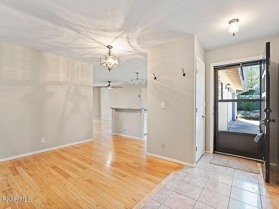 2nd image of 5045 Cactus Pl