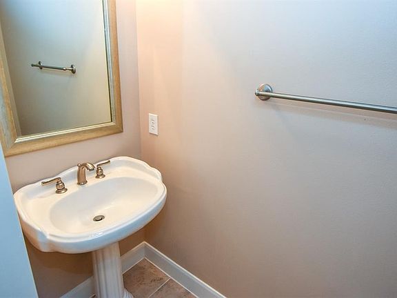 4th image of 300 Saint Joseph Pkwy APT 212