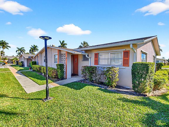 2nd image of 2783 Dudley Drive E #D