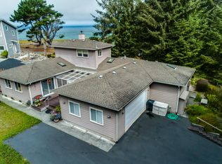 121 Roundhouse Creek Rd, Trinidad, CA 95570