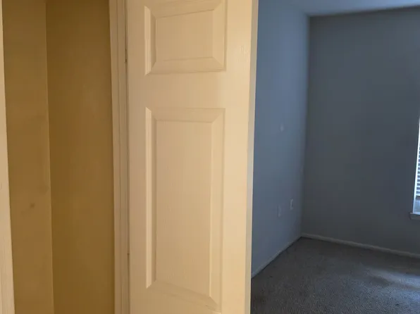 (undisclosed Address), North Bethesda, MD 20852