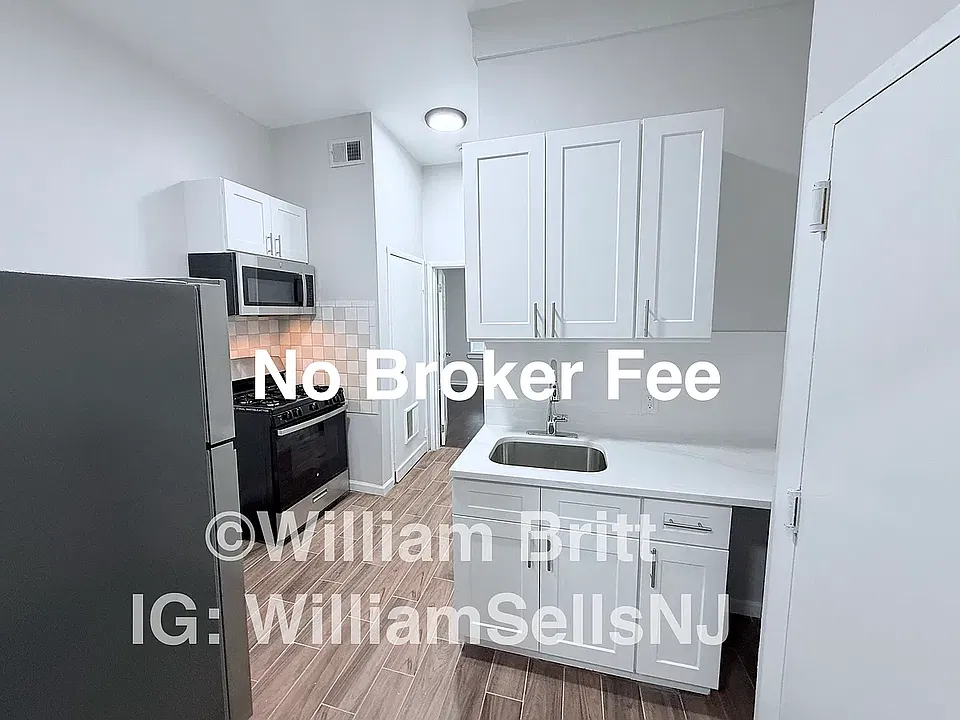 204 Market St #7